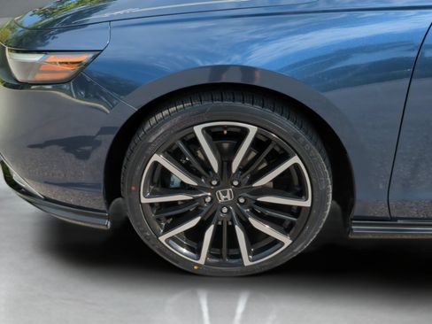 Certified 2024 Honda Accord Touring image 31
