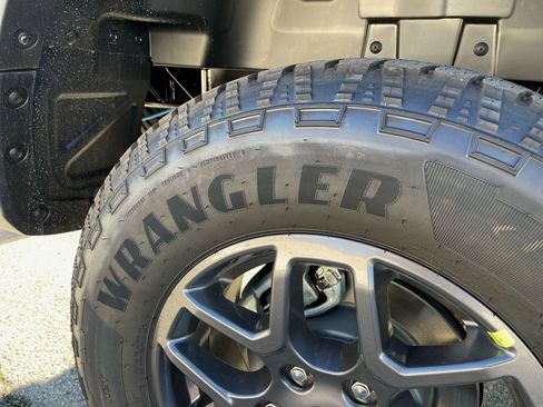 New 2025 Ford Ranger XLT w/ Equipment Group 301A High image 13