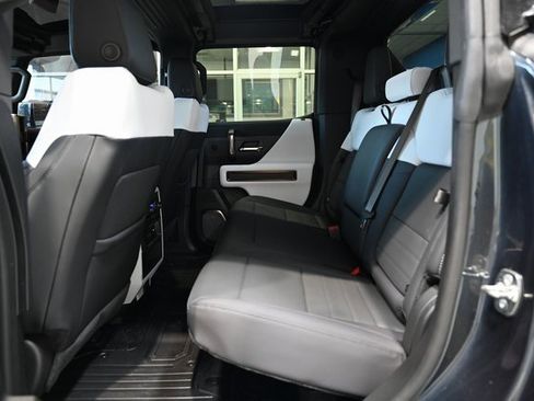 Used 2025 GMC Hummer EV 2X w/ LPO, Dark Essentials Package image 13
