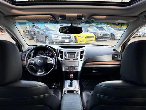 Used 2014 Subaru Outback 2.5i Limited AWD/4WD image 25