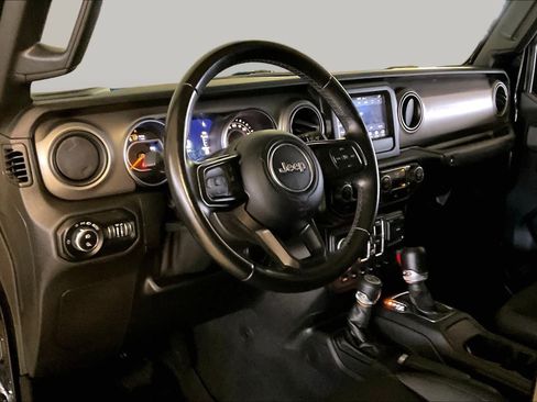 Used 2021 Jeep Gladiator Sport AWD/4WD image 15