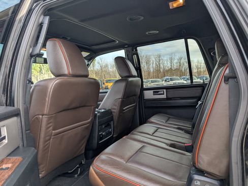 Used 2017 Ford Expedition EL King Ranch image 19
