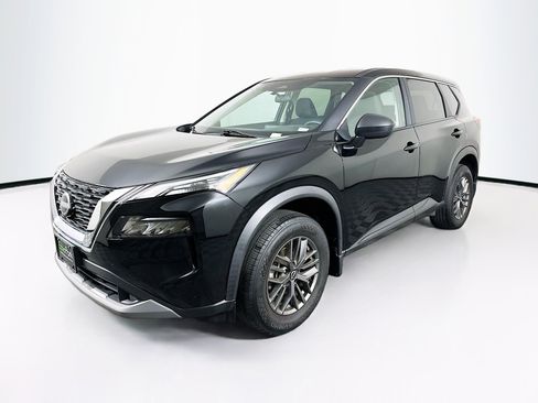 Used 2023 Nissan Rogue S AWD/4WD image 3