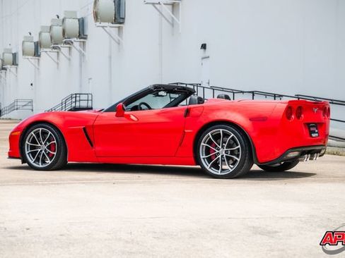 Used 2013 Chevrolet Corvette 427 w/ 1SC Preferred Equipment Group RWD image 5