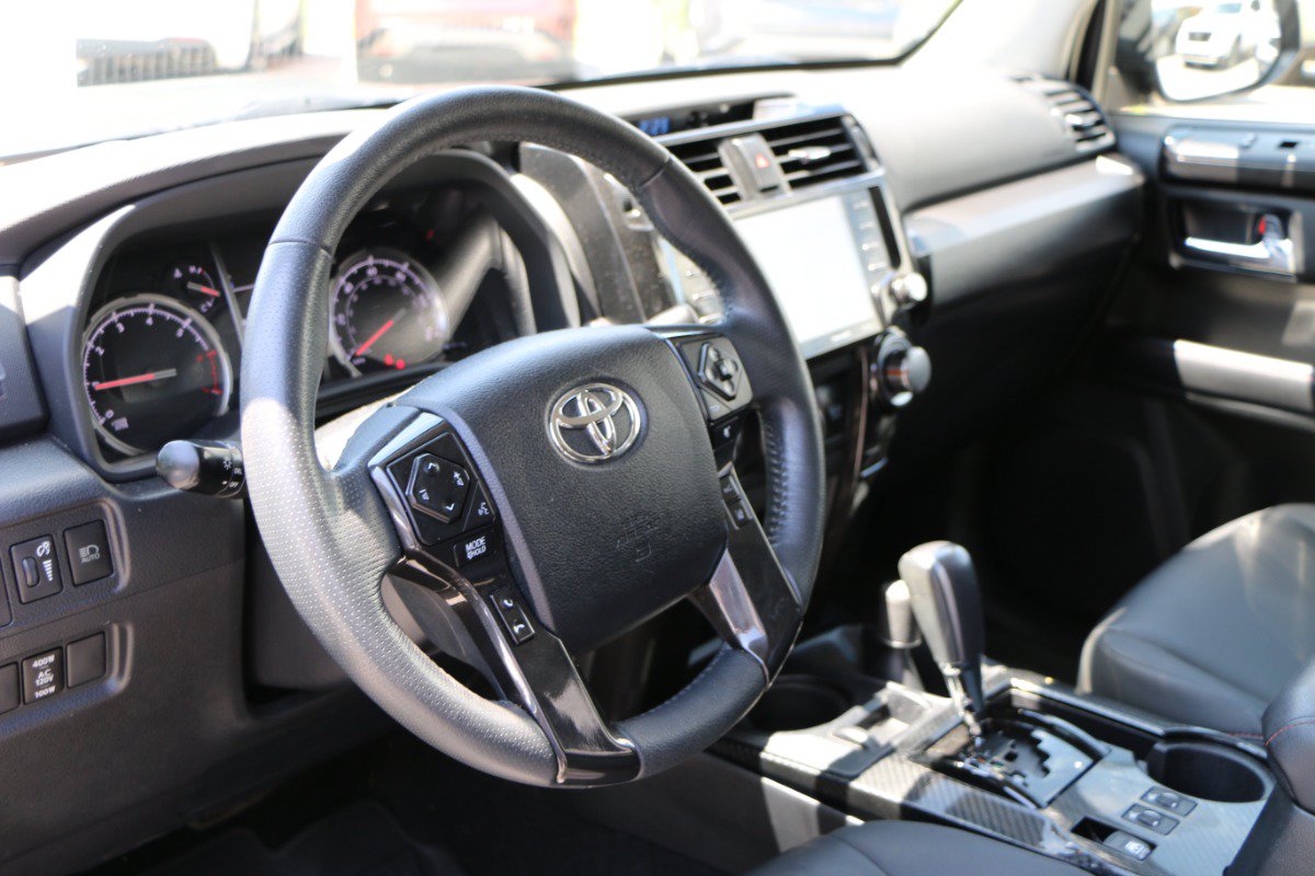 Used 2021 Toyota 4Runner Venture w/ Moonroof Package AWD/4WD image 16