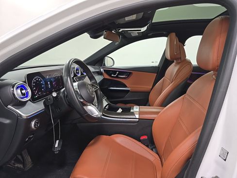 Used 2023 Mercedes-Benz C 300 4MATIC Sedan w/ Exclusive Trim Package image 4