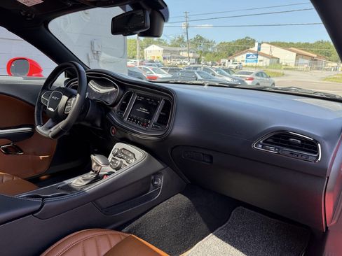 Used 2022 Dodge Challenger SRT Hellcat Redeye image 19