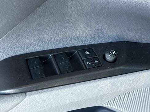 Certified 2022 Toyota Camry LE FWD image 14