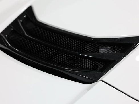 Used 2025 Chevrolet Corvette Z06 image 17