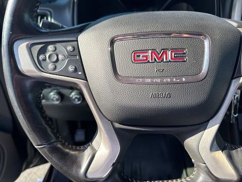 Used 2018 GMC Canyon Denali image 42