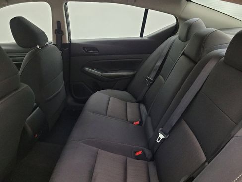 Used 2024 Nissan Altima 2.5 SV FWD image 18