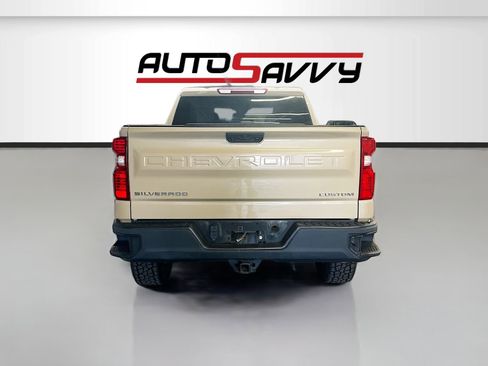 Used 2022 Chevrolet Silverado 1500 Custom Trail Boss AWD/4WD image 6