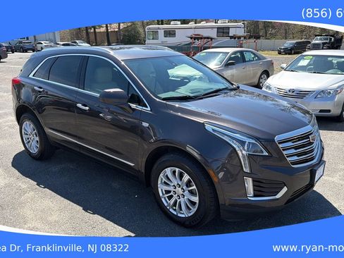 Used 2017 Cadillac XT5 FWD w/ LPO, Wheel Lock Package image 3