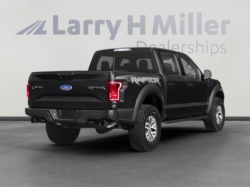Used 2019 Ford F150 Raptor w/ Equipment Group 802A Luxury image 2