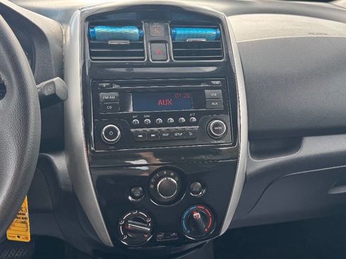Used 2015 Nissan Versa Note SV image 17