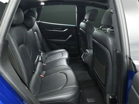 Used 2022 Maserati Levante Modena image 17