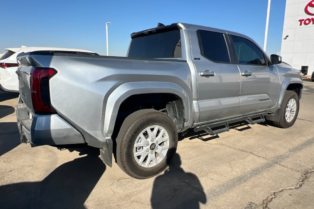 Certified 2025 Toyota Tacoma SR5 AWD/4WD image 6