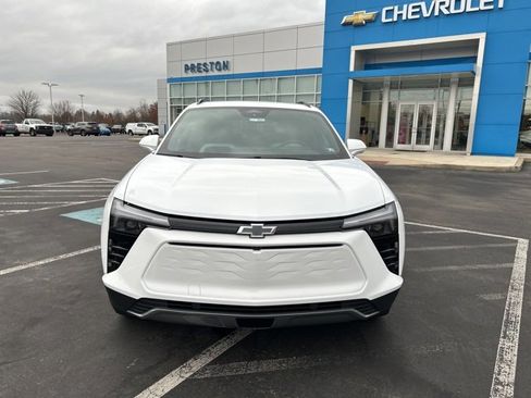 New 2026 Chevrolet Blazer EV LT image 8