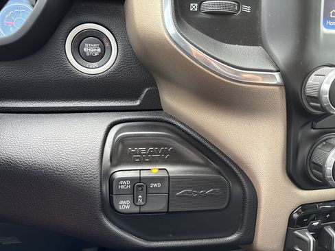 Certified 2022 RAM 2500 Laramie AWD/4WD image 32