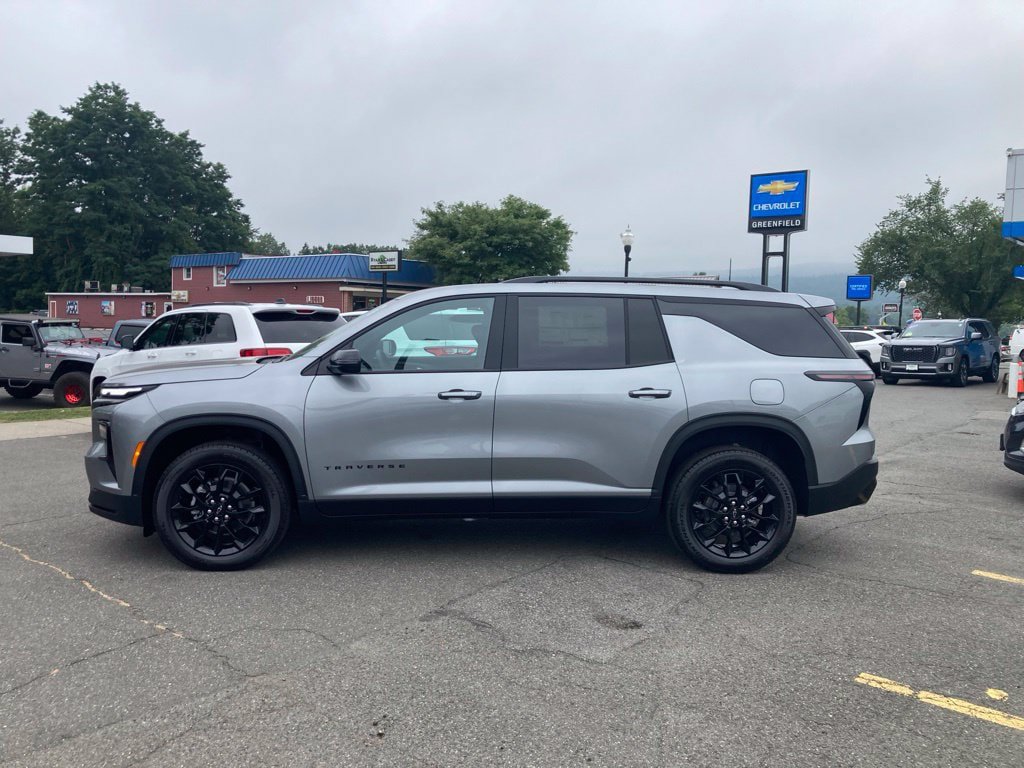 New 2026 Chevrolet Traverse LT w/ Midnight/Sport Edition AWD/4WD image 26