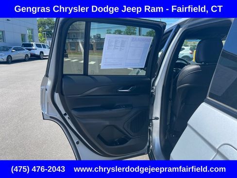 Certified 2024 Jeep Grand Cherokee Altitude AWD/4WD image 34