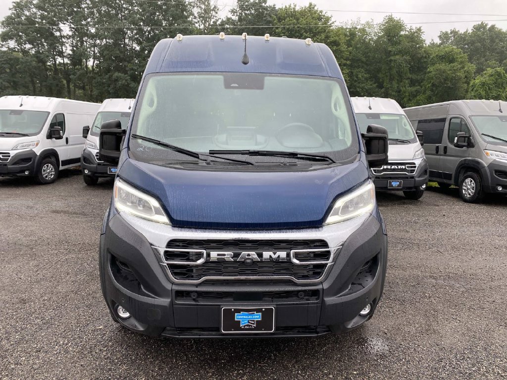 Used 2025 RAM ProMaster 3500 w/ Quick Order Package 22H SLT+ FWD image 9
