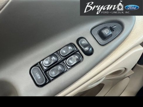 Used 2004 Ford Mustang GT image 34