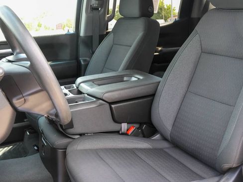 Used 2023 Chevrolet Silverado 1500 Custom AWD/4WD image 6