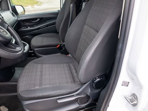 Used 2018 Mercedes-Benz Metris image 10