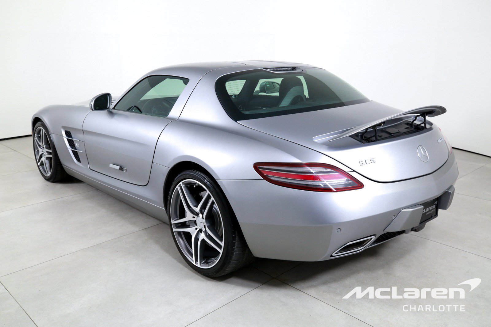 Used 2011 Mercedes-Benz SLS AMG Coupe image 7