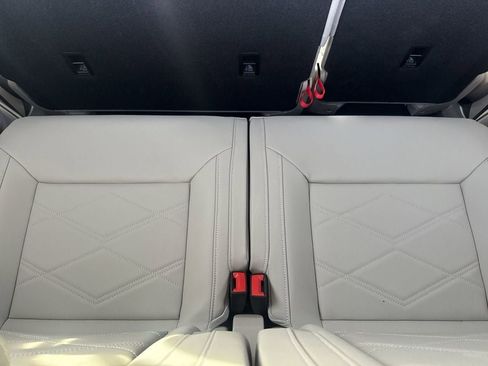 New 2026 Volkswagen Atlas SE FWD image 31