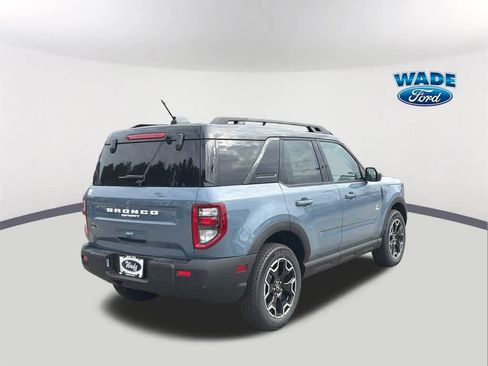 New 2025 Ford Bronco Sport Outer Banks image 5