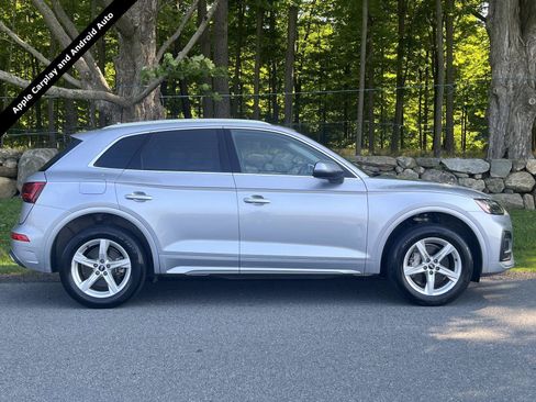 Used 2021 Audi Q5 2.0T Premium w/ Convenience Package AWD/4WD image 2