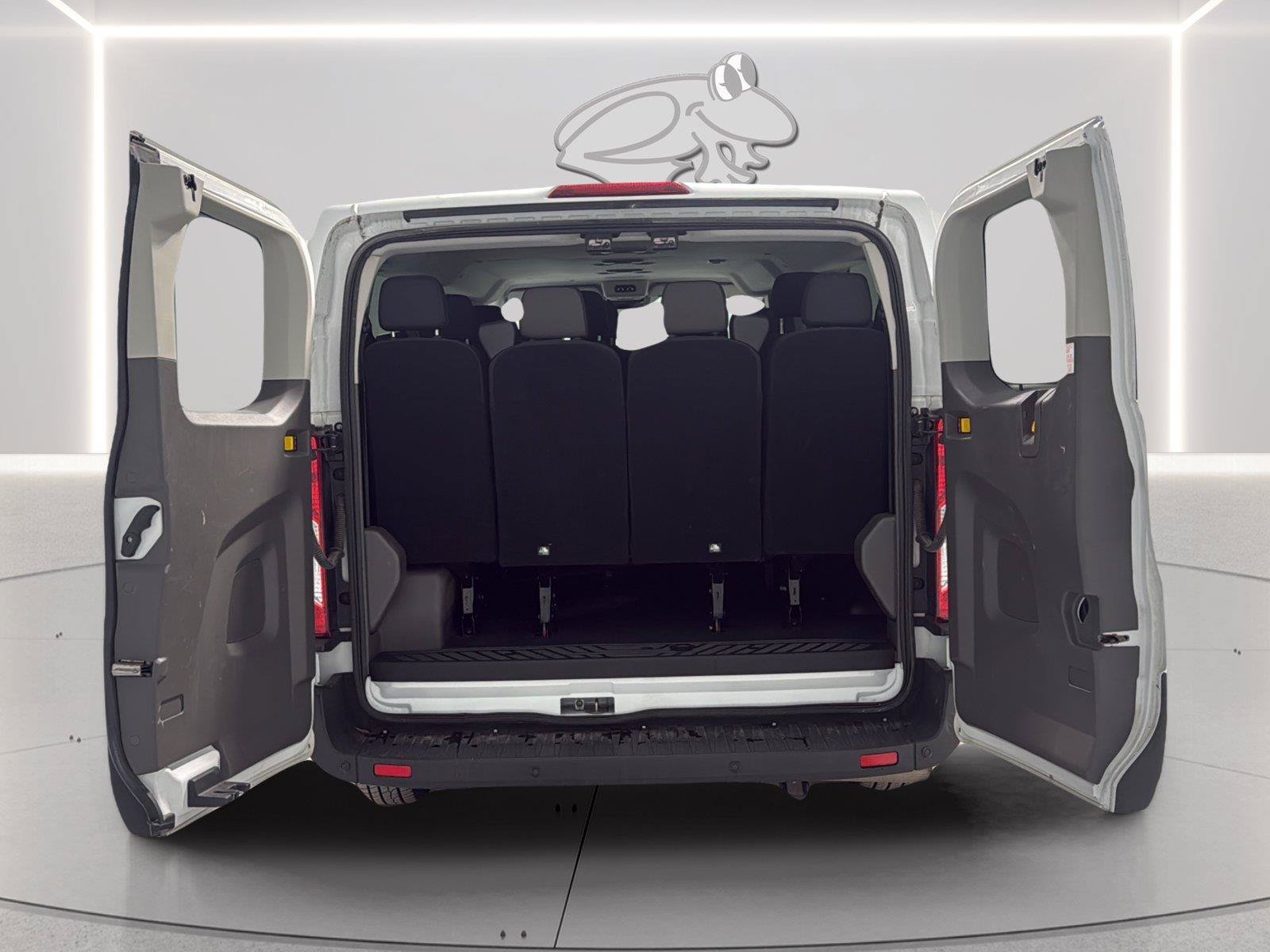 Used 2024 Ford Transit 350 XLT RWD image 9