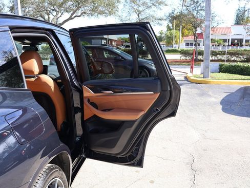 Used 2023 BMW X3 M40i w/ Premium Package image 28