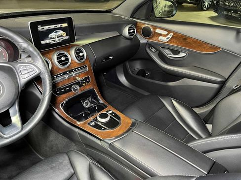 Certified 2018 Mercedes-Benz C 300 4MATIC Sedan image 40