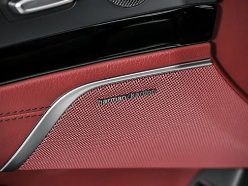 Used 2018 Mercedes-Benz SL 63 AMG image 24