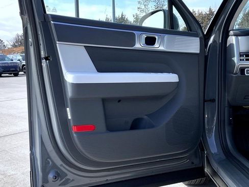 New 2026 Hyundai Santa Fe SE image 9