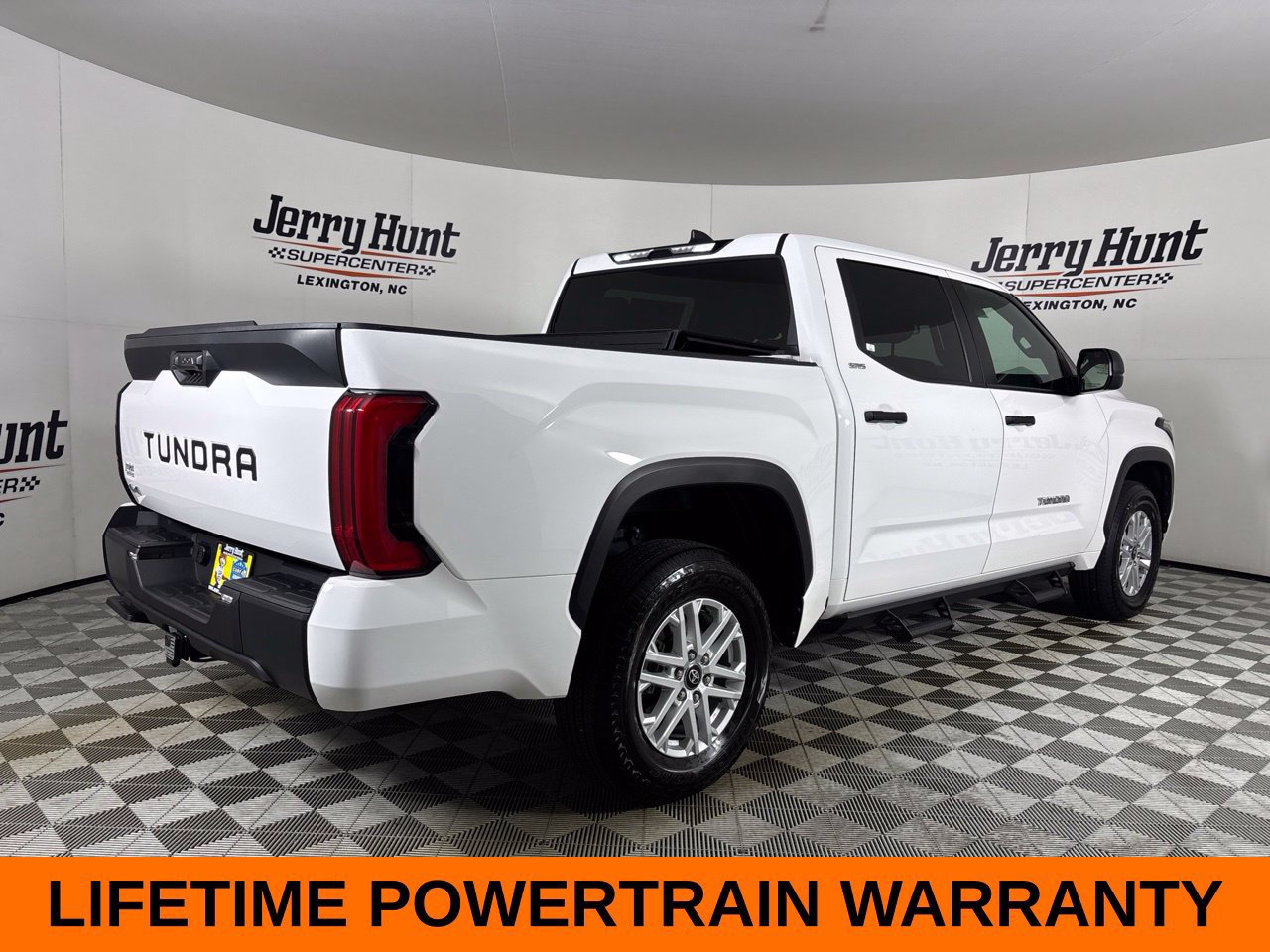 Used 2026 Toyota Tundra SR5 AWD/4WD image 6