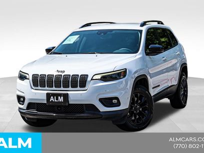 Used 2023 Jeep Cherokee Altitude Lux