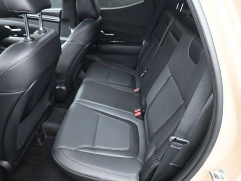 Used 2024 Hyundai Santa Cruz Limited AWD/4WD image 19