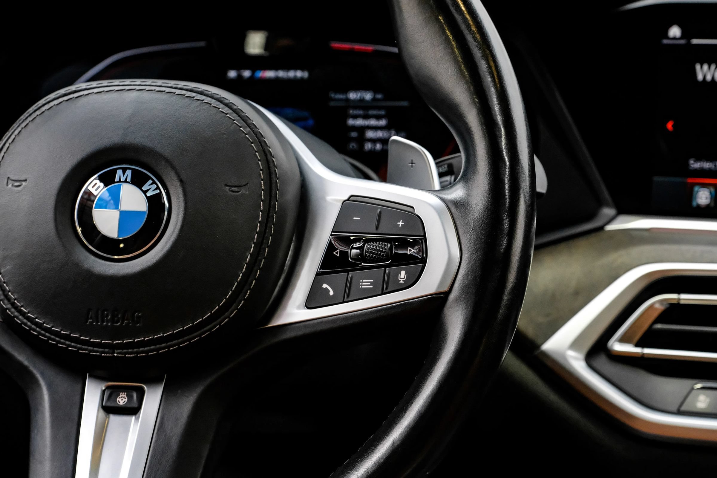 Used 2021 BMW X7 M50i AWD/4WD image 16