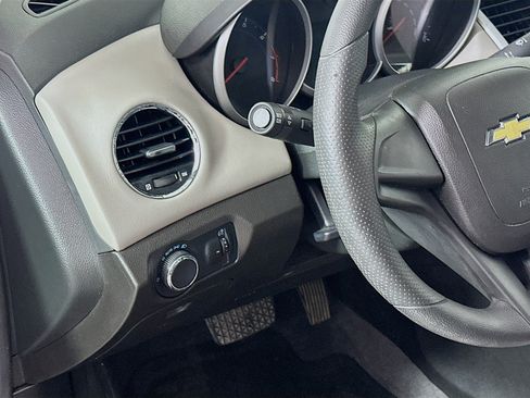 Used 2012 Chevrolet Cruze LS w/ Connectivity Package FWD image 16