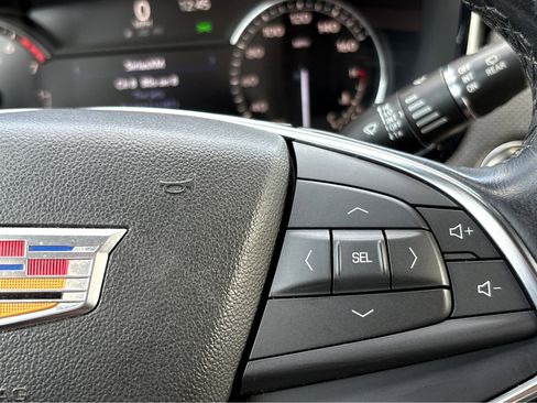 Used 2021 Cadillac XT5 Luxury image 8