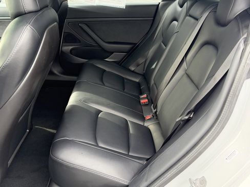 Used 2020 Tesla Model 3 Standard Range Plus image 29