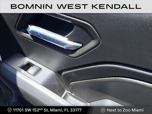 Used 2024 Chevrolet Colorado LT w/ LT Convenience Package image 7