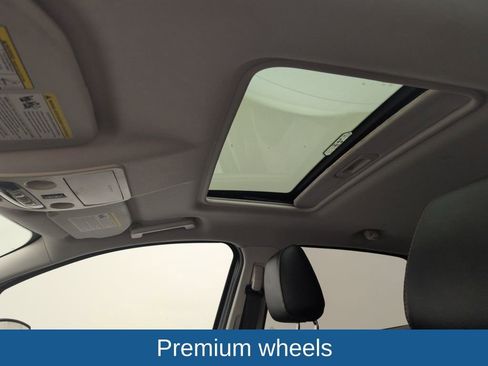 Used 2018 Ford EcoSport SES image 8