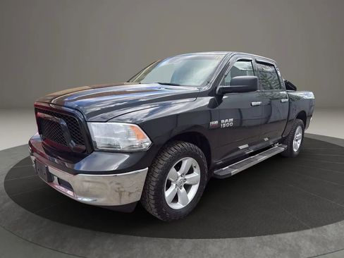 Used 2016 RAM 1500 Classic SLT AWD/4WD image 1