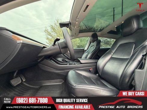 Used 2019 Tesla Model 3 Standard Range Plus image 21