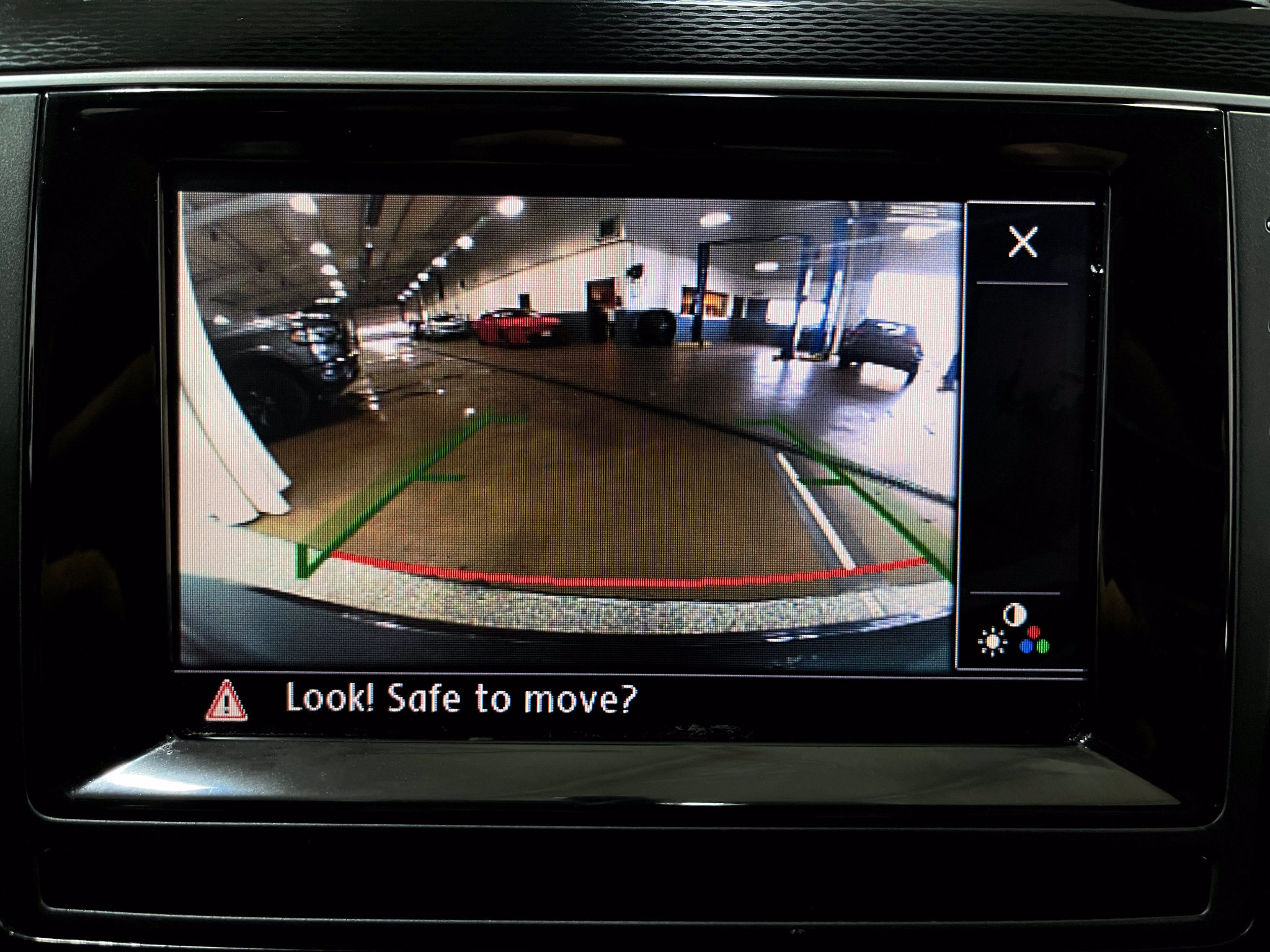 Used 2015 Volkswagen GTI SE w/ Lighting Package (SEL) FWD image 10